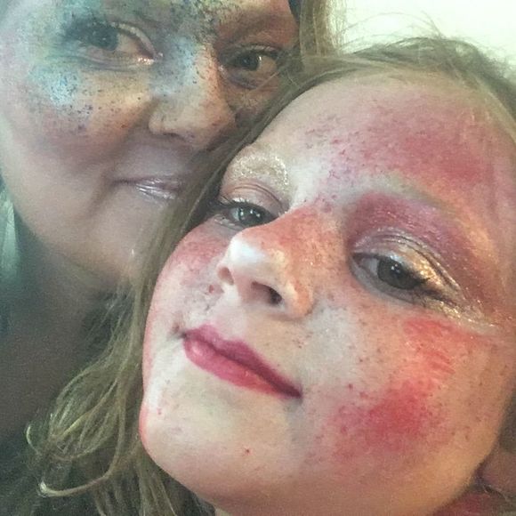 Meet your Posher, Amy - Picture 1 of 1